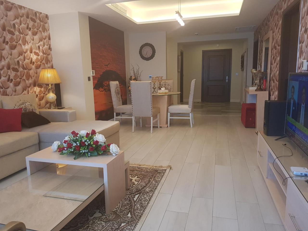 Royal Residencia Centaurus Apartment Исламабад Екстериор снимка